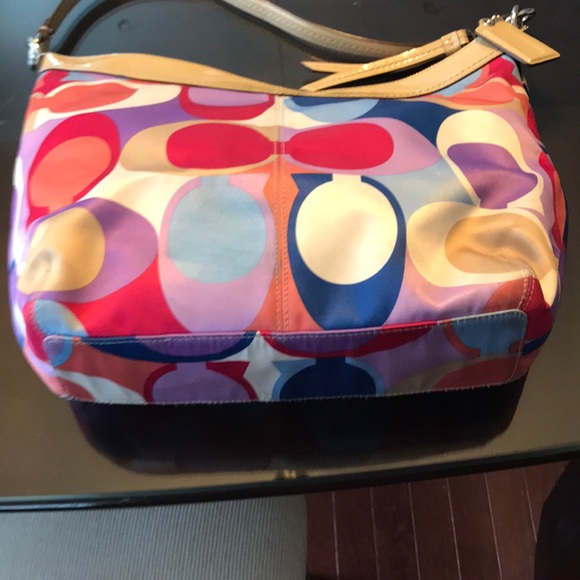 Authentic Coach bag - Picture 2 of 4